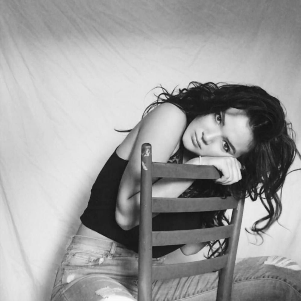 Meet your Posher, Macy